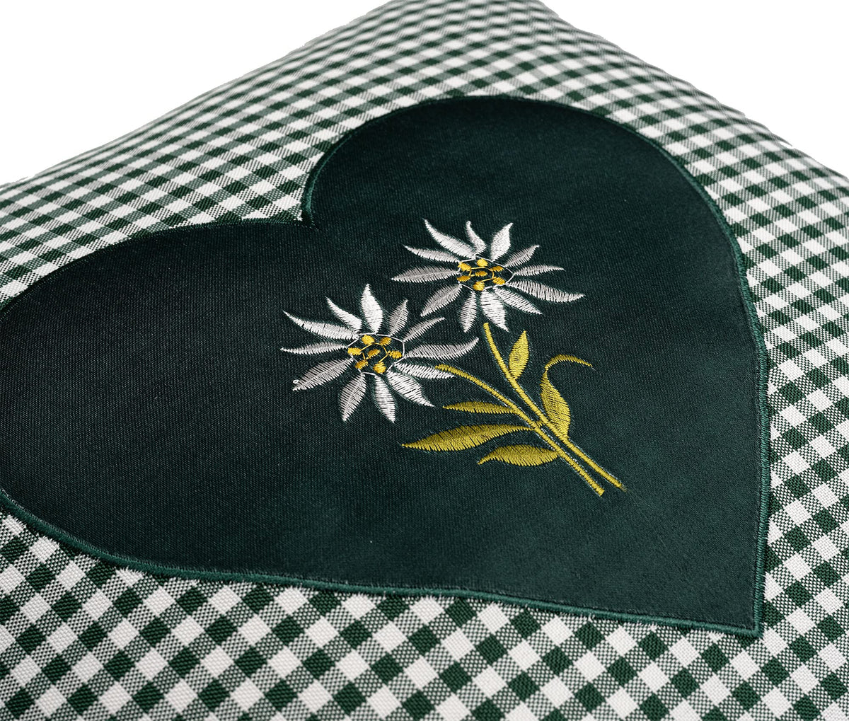 Zirbenkissen Bestickt mit Herz und Edelweiss grün karriert Größe 40x40 cm befüllt mit Zirbenflocken aus Zirbenholz