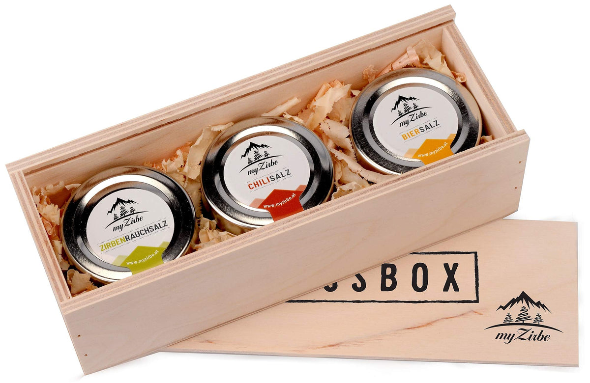 Genussbox - Gewürzbox mit Chilisalz, Biersalz, Zirben-Rauchsalz aus handgeschöpftem portugisisches Quellsalz als Geschenkset in hochwertiger Holzkiste. Geschenke Set für Männer und Frauen