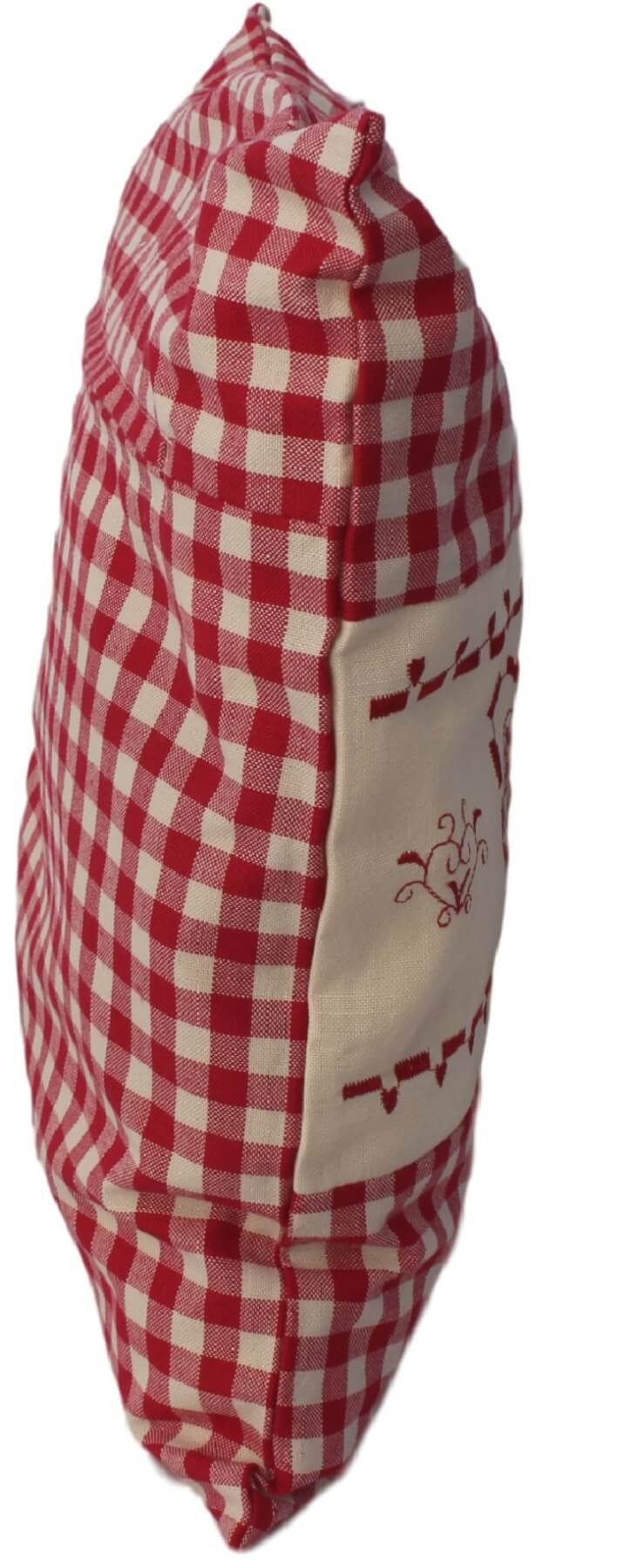 Zirbenkissen rot kariert mit Herz Stickerei befüllt mit Zirbenflocken aus Zirbenholz Größe 40x40 cm