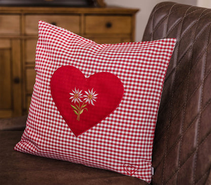 Zirbenkissen Bestickt mit Herz und Edelweiss rot karriert Größe 40x40 cm befüllt mit Zirbenflocken aus Zirbenholz